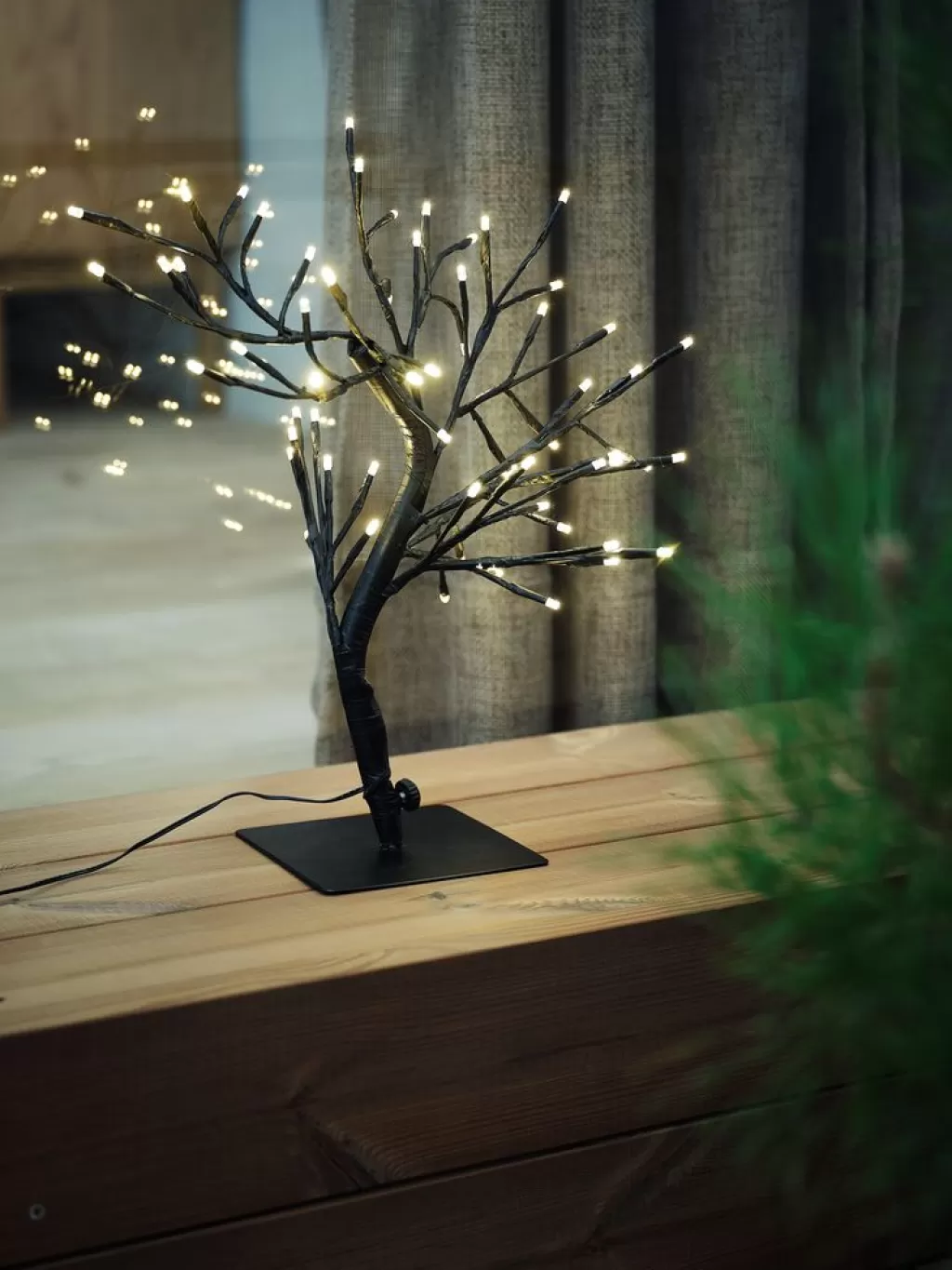 Outlet BONSAI Drzewko podświetlane LED W45cm 64 LED wyłącznik czas.